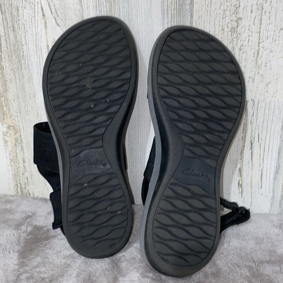*0816 Clarks Cloudstepper Cushioned Insole Sandals - Picture 7 of 9